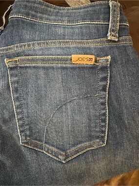 ✨Joe's✨ Jeans Straight Leg Medium Blue Denim Jeans